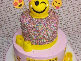 happy-smiley-theme-cake